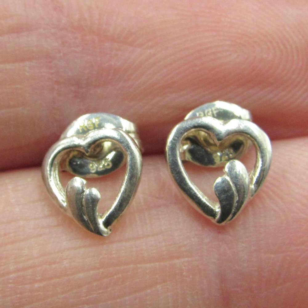 Sterling Silver Tiny Odd Heart Stud Earrings Vint… - image 1